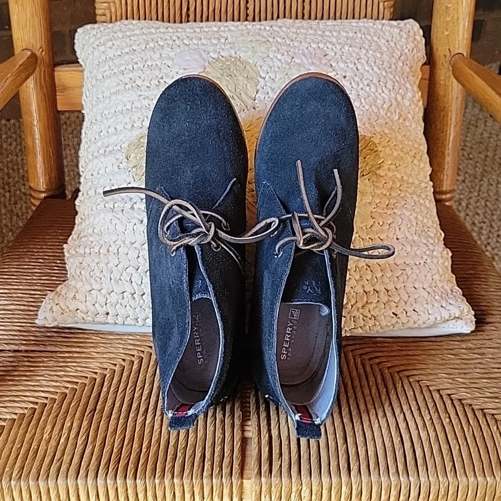 Sperry suede Harlow wedges, black, size 9M